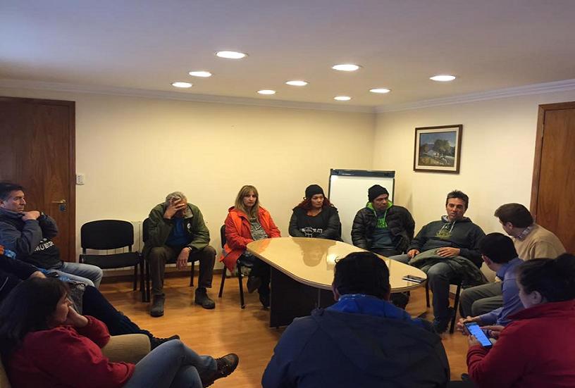 La Unión de Gremios de Tierra del Fuego fue recibida por el Intendente Melella.                                                                                  