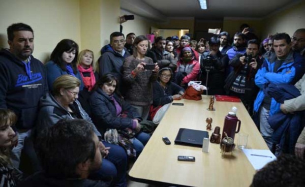 La Unión de Gremios y Jubilados Estatales de Tierra del Fuego fue recibida por el Ministro Díaz. Foto: p23.com.ar.