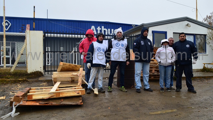 Los trabajadores de SEA resolvieron bloquear los accesos a la electrónica ATHUEL. 