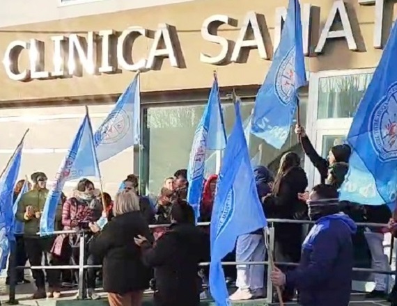 Nueva protesta de los trabajadores del Sanatorio Fueguino 