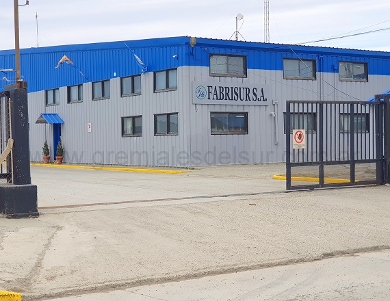 FABRISUR adelantó la paralización definitiva de la producción