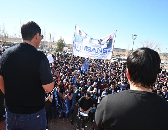 Evitan el despido de 300 trabajadores en el yacimiento El Portón