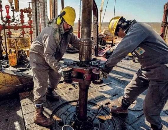 La reforma laboral que pone en alerta al sector petrolero patagónico