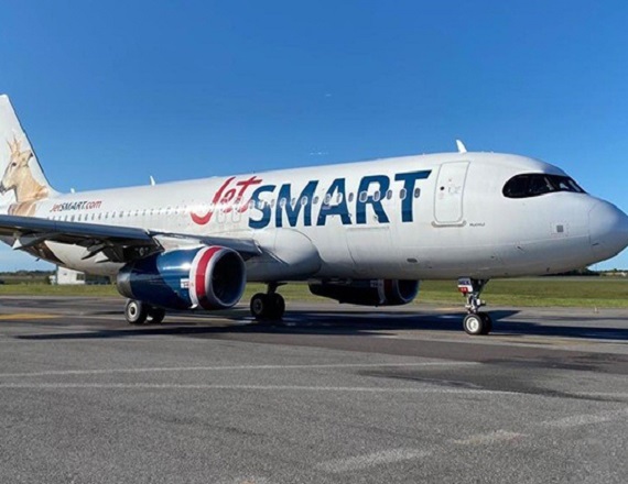 Denuncian despidos en la JetSmart y podría haber medidas de fuerza 