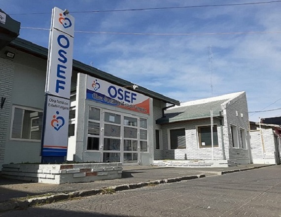 Jubilados provinciales de Tierra del Fuego repudiaron el desmanejo institucional de la OSEF 