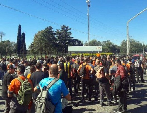 Paro total en Acindar por despidos masivos sin justificación