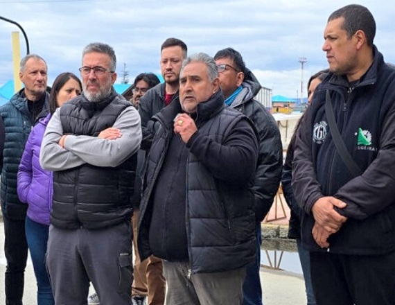 Convocatoria a concentración frente al Puerto de Ushuaia 