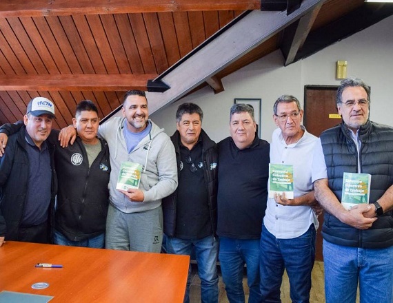 Vuoto encabezó la presentación del Convenio Colectivo de Trabajo homologado 