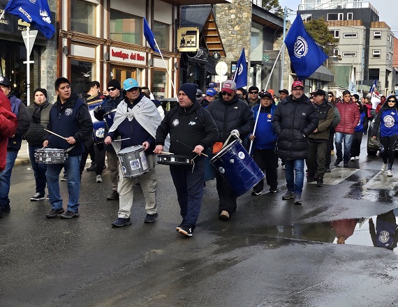 ATE vuelve a movilizarse en Ushuaia 