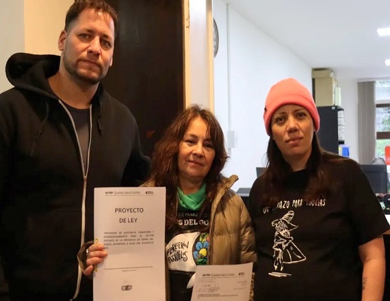 El SUTEF presentó el anteproyecto de Ley de Desendeudamiento no Bancario
