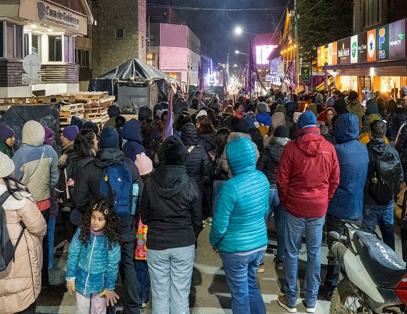 Por amplia mayoría, la docencia de Tierra del Fuego aceptó la propuesta del Ejecutivo provincial 