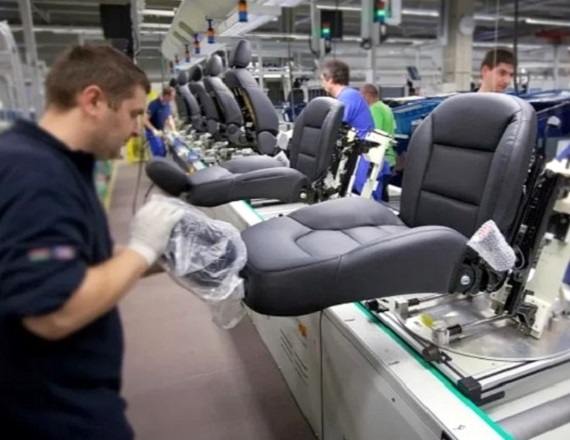 Fábrica de butacas despide a 70 trabajadores y ahora importará las butacas desde Brasil
