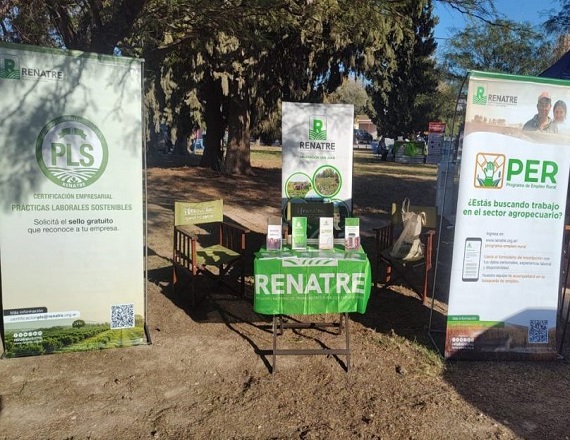 El RENATRE difundió sus programas PLS y PER ante empresas y productores en ArgOliva 2026