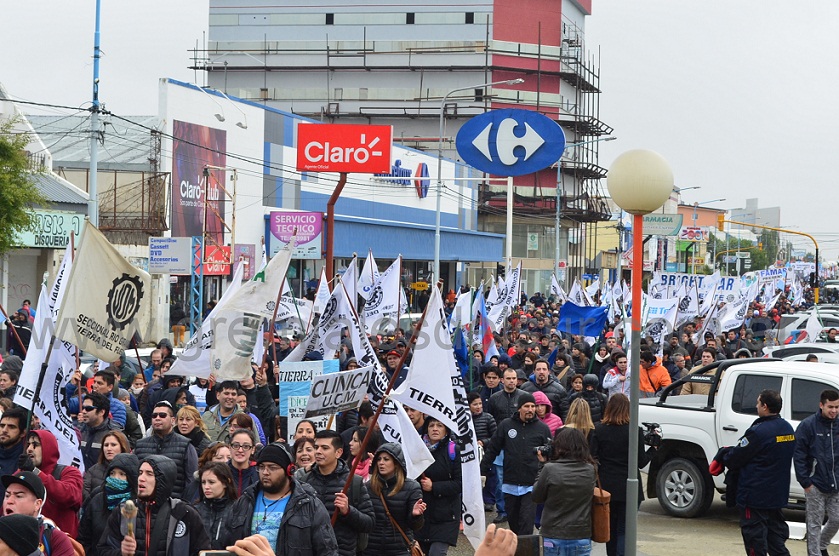 Metalúrgicos se manifestaron en defensa de los puestos de trabajo.