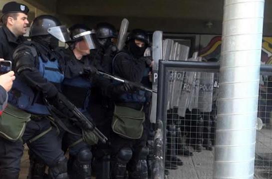 Imágenes de la represión en Tolhuin