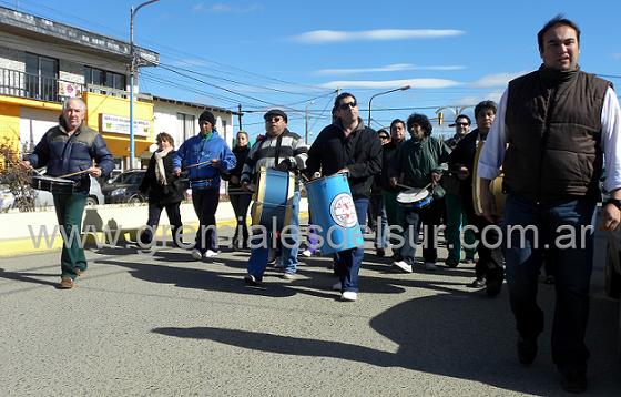 Militantes de ATSA también se manifestaron frente al IPAUSS