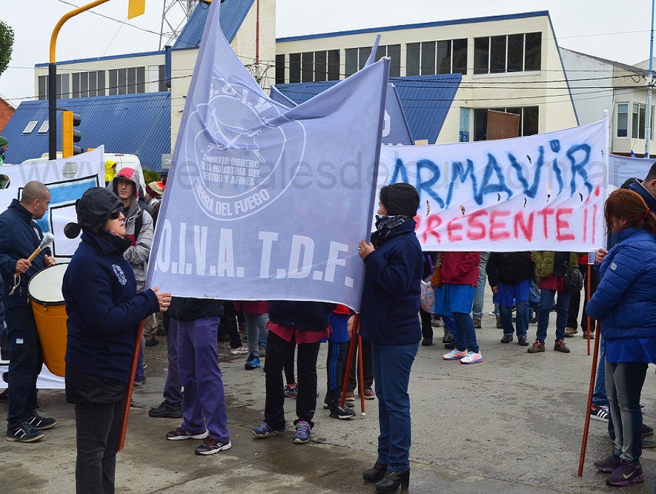 “Badisur sale de vacaciones el próximo viernes, Armavir sale la próxima semana, Sueño Fueguino también; pero cuando volvamos de las vacaciones vamos a retomar las medidas si no hay una solución”, destacó Alejandra Zustovich.