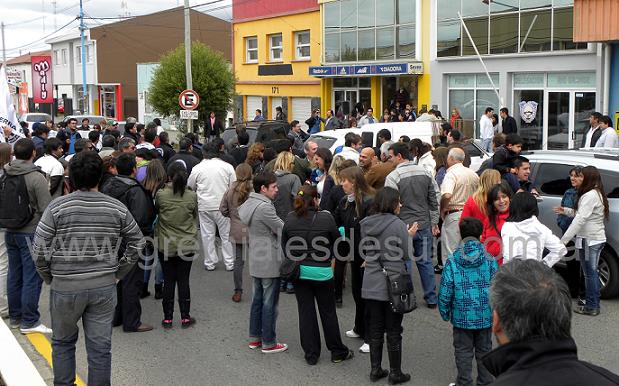 Los docentes de Río Grande se manifestaron en la Legislatura