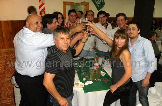 Brindis de los dirigentes de Santa Cruz