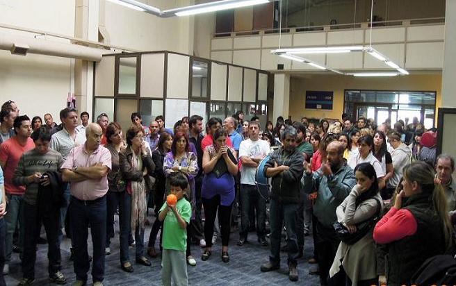 Los docentes resolvieron la permanencia en Rentas de la provincia