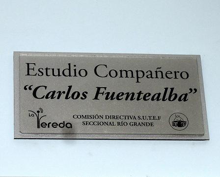 Placa homenaje a Carlos Fuentealba