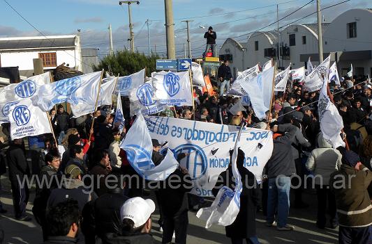 ATE acompañó a los metalúrgicos frente a FAMAR 