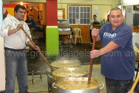 La locreada se preparó en el gimnasio del CEC