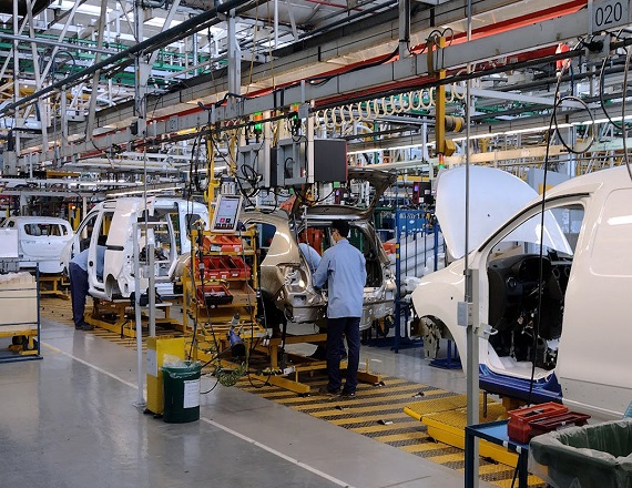 La planta de Renault ubicada en Santa Isabel, Córdoba, puso a disposición retiros voluntarios para sus empleados. Ya son más de 200 personas que adhirieron a la desvinculación.