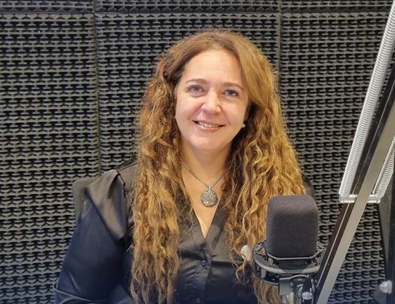 “Todos atravesamos diferentes situaciones de crisis. Todos podemos tener algún tipo de padecimiento mental. Esto es lo que trabajamos también en los barrios”, comentó Laura Oyarzun.