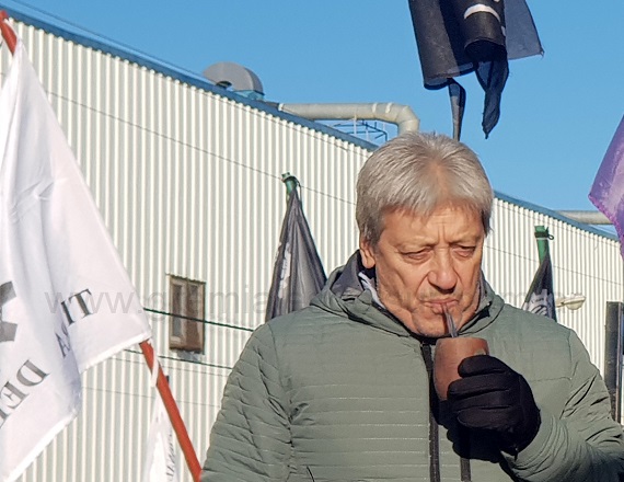 “El Consejo Directivo de la UOM a pleno, con sus 54 Secretarios Generales, sesionará en Río Grande porque no queremos estar apoyando solo con la palabra, la lucha de Tierra del Fuego es nuestra”, remarcó David Furlan.