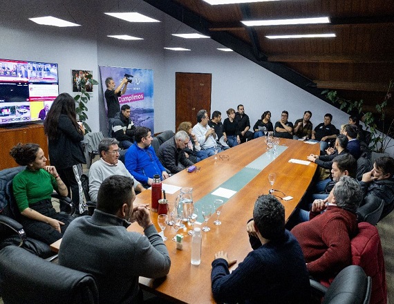 Walter Vuoto remarcó que ambas medidas responden a la “necesidad de acompañar a los compañeros municipales en este contexto socio económico tan adverso debido a las medidas del Gobierno nacional”.