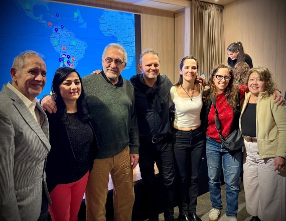 La apertura estuvo a cargo de Andrea Ozamiz, Secretaria de Derechos Humanos de CONADU y Directora de la Diplomatura, quien subrayó la importancia de sostener estos espacios de formación popular en tiempos de crisis.