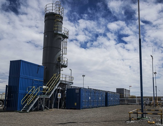 YPF abandona definitivamente Comodoro Rivadavia. Ya se contabilizaron más de 7.200 despidos y la cifra podría seguir en aumento. Petroleros Privados declara estado de alerta total y amenaza con medidas de fuerza.