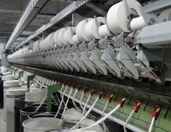 La medida deja en la calle a más de 260 trabajadores correntinos, quienes en las últimas horas comenzaron a recibir los telegramas de cesantía, marcando el fin de una pyme argentina con más de 100 años de historia en el sector textil.