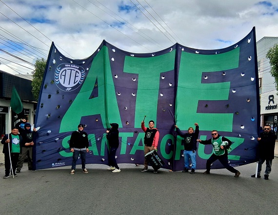 “Esta definición no es técnica ni contable, es una decisión política que traslada el peso del ajuste a quienes sostienen diariamente el funcionamiento del Estado”, remarcaron desde ATE Santa Cruz. 