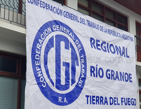 La convocatoria de la CGT Regional Río Grande está ampliada a las agrupaciones y organizaciones sociales con el fin de repudiar y rechazar el proyecto de Reforma Laboral que pretende implementar el Gobierno nacional.