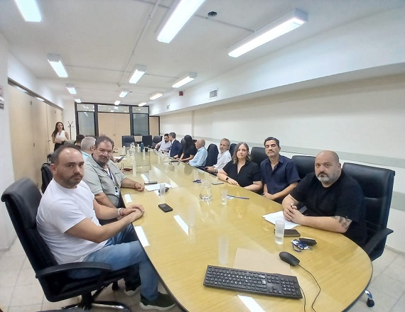 Durante la gestión de Javier Milei, los estatales ya perdieron más de 45,3% del poder adquisitivo. ATE rechazó la oferta salarial, pero fue aceptada por UPCN que participa de la mesa negociadora.