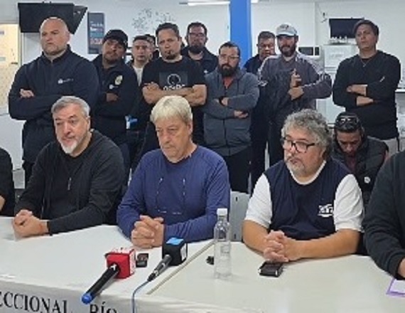 “El Frente va a seguir trabajando y construyendo un paro por tiempo indeterminado, por lo menos eso es lo que se viene hablando”, adelantó en Río Grande el Secretario General de aceiteros e integrante del FreSU, Daniel Yofra.