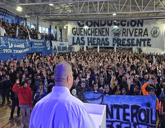 “Hace cerca de 2 años que no se perfora un solo pozo. Bajaron los perforadores, cayó la producción. Si no se perfora, la producción va a seguir cayendo y seremos menos trabajadores en la industria”, indicó Rafael Güenchenen.