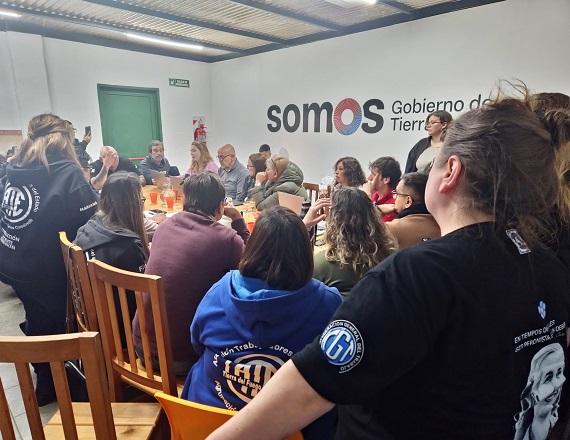 Representantes de ATSA, ATE y UPCN decidieron levantarse de la Mesa Paritaria y adelantaron el inicio de medidas de acción directa, incluyendo asambleas, quites de colaboración, y retención de servicios.