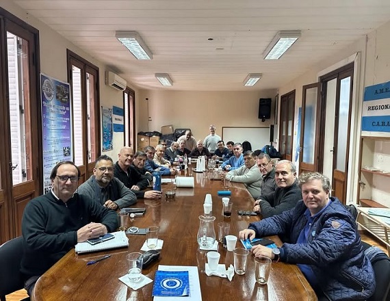 El encuentro permitió analizar el estado de situación en relación con la Confederación General del Trabajo, el INET, y el Consejo Federal de Educación, entidad con la cual nuestro gremio tuvo un contacto directo en las últimas horas.