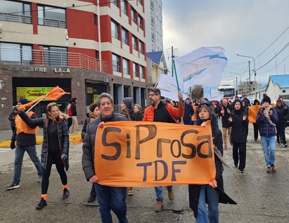 El 60% de los Médicos tiene menos de cinco años de residencia en Tierra del Fuego, por lo que muchos evalúan alternativas laborales en otras jurisdicciones cuando la ecuación económica deja de ser favorable.