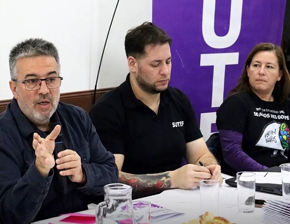 “La razón nos asiste, tenemos motivos de sobra para parar, tenemos motivos de sobra para enojarnos, y tenemos motivos de sobra para decir que no nos vamos a acostumbrar a una vida de pobreza”, remarcó Horacio Catena.