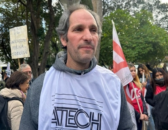 “Esta sentencia vulnera las garantías democráticas, sentando un precedente que avasalla derechos constitucionales y los convenios internacionales vigentes”, remarcó el SUTEF.