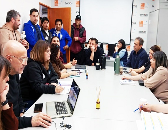 El Gobierno de Tierra del Fuego y los sindicatos ATE, ATSA y UPCN alcanzaron un acuerdo en la Mesa Paritaria Salarial correspondiente al Escalafón Seco de la administración pública provincial.