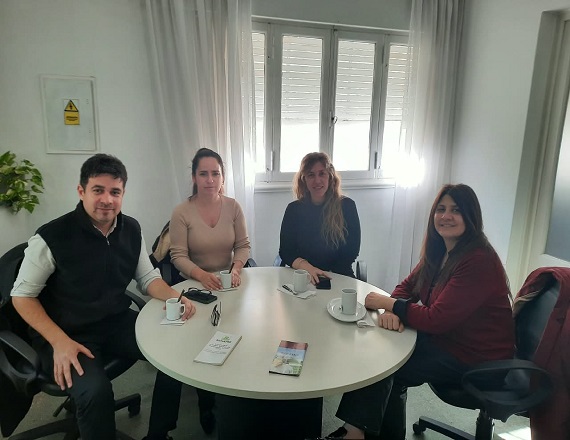 La articulación busca fortalecer la presencia institucional en el territorio y adecuar los controles a la dinámica de la producción rural, con especial atención a las situaciones de informalidad y vulnerabilidad laboral.
