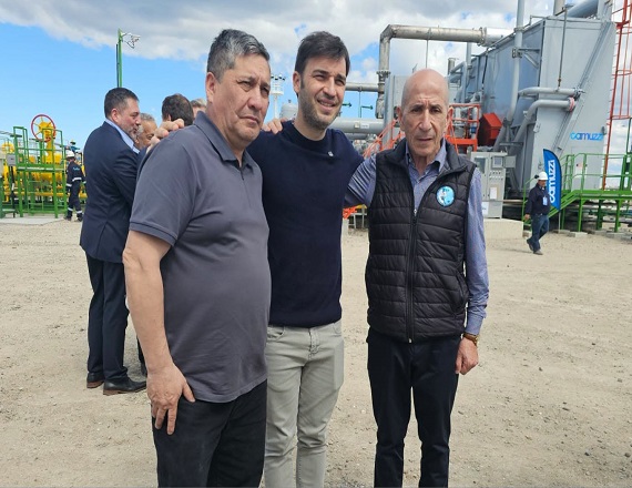 El proyecto comprendió la interconexión con el Gasoducto General San Martín, obras de compresión en Alto Río Senguer y Gobernador Costa, y la nueva planta de Holdich, fortaleciendo la capacidad y confiabilidad del abastecimiento.