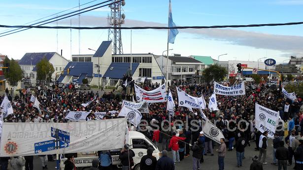 Aumenta la incertidumbre de los metalúrgicos en Río Grande