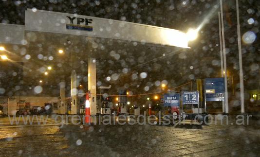 Las estacinoes de servicio no expenden combustibles