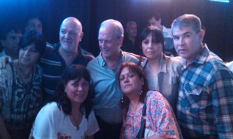 Cecilia Frias (ctro.) junto a Andrés Rodriguez